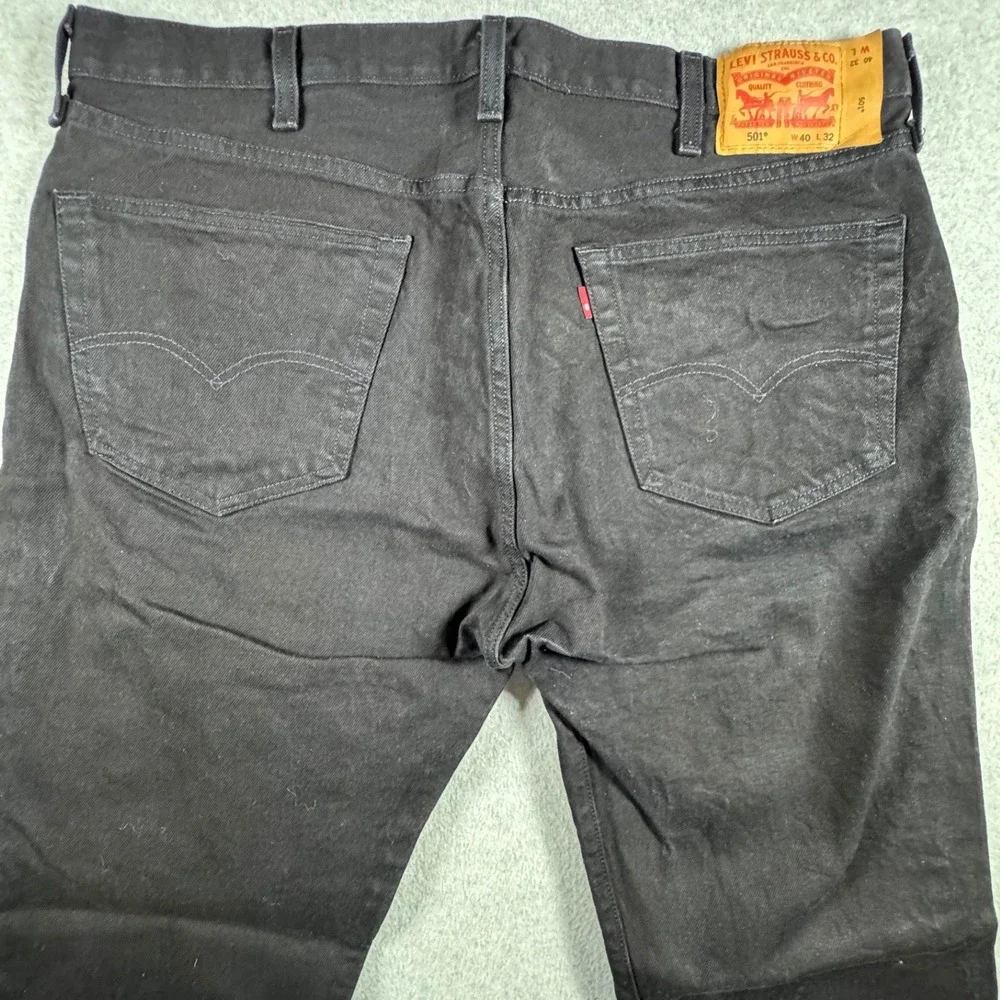 Levi's 501 Original Fit Jeans Mens 40x32 Black Button Fly Straight Leg Denim